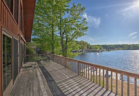 其他 Lake Bonaparte 'fins & Feathers Lodge' w/ Dock!
