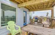 Others 4 3BR Coastal Home ~ Less Than 1/4 Mile to Beach!