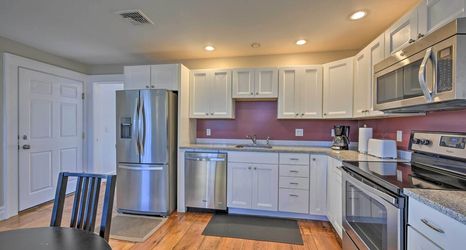 其他 2 Bright Apartment - 1/2 Mi to Greenport Harbor!