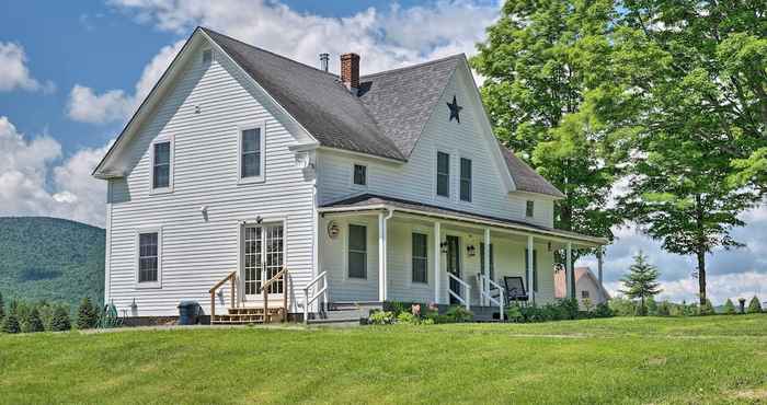 Others Trailside Farmhouse w/ Spacious Yard & Views!