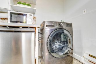 其他 4 Seattle Garden Apt: Walk to Water & Amenities!