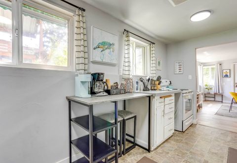 Others Seattle Garden Apt: Walk to Water & Amenities!