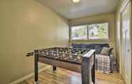 Others 5 Cozy Portland Getaway w/ Private Hot Tub!