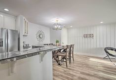 Others 3 Charming Oceanside Condo w/ Beach & Pool Access!