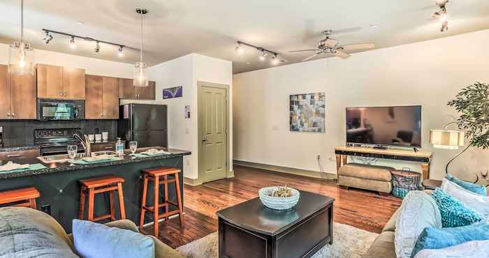 Others Dwtn Condo 4 Blocks to The Wilmington Riverwalk!