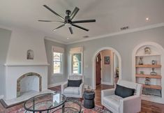 Others 3 Historic Home w/ Yard Near St Mary's Strip!