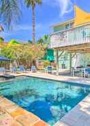 Imej utama Sunny South Padre Home - Steps to the Beach!