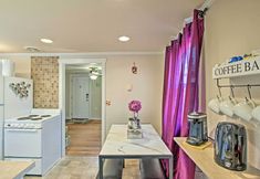 อื่นๆ 7 Lovely Tacoma Cottage w/ Fire Pit, Near Dtwn!