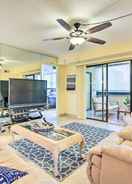 Imej utama Breezy Siesta Key Condo w/ Bay Views & Pool!