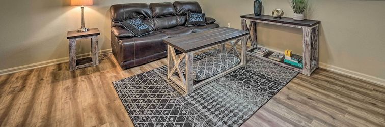 其他 Central Apt: Private Fireplace & Patio Access