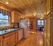 Lain-lain 7 Rustic Purlear Cabin w/ Mtn Views & Game Room