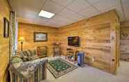 Khác 5 Rustic Purlear Cabin w/ Mtn Views & Game Room
