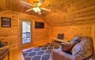 Khác 6 Rustic Purlear Cabin w/ Mtn Views & Game Room