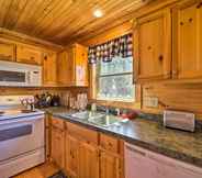 Others 4 Rustic Purlear Cabin w/ Mtn Views & Game Room