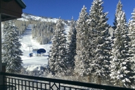 Others Ski-in/ski-out Solitude Condo w/ Rooftop Hot Tub!