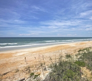 Others 7 Oceanfront Oasis w/ Deck, Water Views & Beach Gear