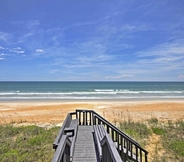 Others 2 Oceanfront Oasis w/ Deck, Water Views & Beach Gear