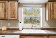 Others 4 Bend Home w/ Private Yard, ~ 2 Mi to Downtown!