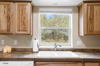 Others 4 Bend Home w/ Private Yard, ~ 2 Mi to Downtown!