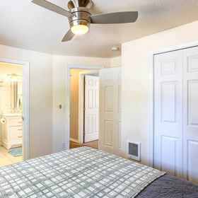 Room1Pet-friendly Bend Home ~ 2 Mi to Downtown,德雷克公园飯店