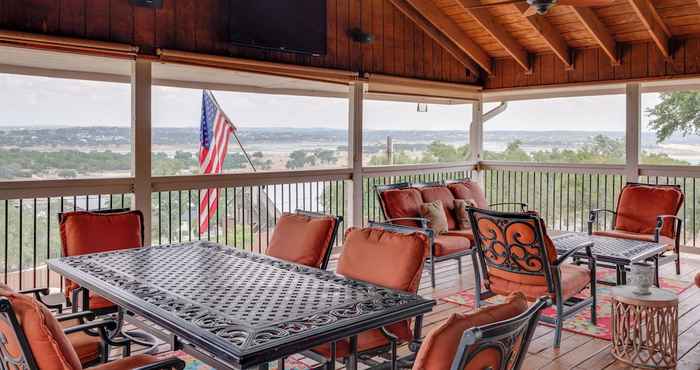 Others Canyon Lake Home: Hill Country & Water Views!