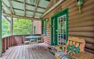 Lain-lain 2 Spacious Mtn Cabin on 7 Private Acres in Athol!