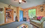 Lain-lain 4 Spacious Mtn Cabin on 7 Private Acres in Athol!