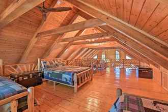 Khác 4 Exquisite Cabin w/ Deck & Fire Pit, 10 Mi to Lake