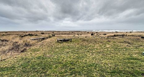 อื่นๆ 2 Beachfront Westport Home w/ Deck!