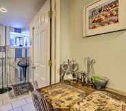 Others 2 Bethesda Apartment + Yard ~ 9 Mi to D.C