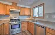 Lainnya 7 Relaxing Anchorage Home ~ 1 Mi to Downtown!
