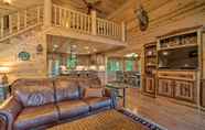 Lainnya 4 Lavish Cabin w/ Deck, Game Room & Mountain Views!