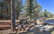 Lain-lain 5 Cozy Angel Fire Condo: 1/2 Mi to Ski Resort!