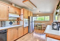 Lain-lain 4 Pet-friendly Eureka Home ~ 6 Mi to Old Town!