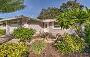 Lain-lain 5 Peaceful Venice Villa w/ Patio - 2 Miles to Beach!