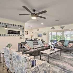 Imej utama 1 St Pete Retreat w/ Spacious Patio & Pond View, Pinellas County Hotels