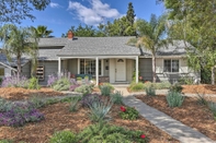 Lainnya Whimsical Sacramento Home w/ Garden & Patio!