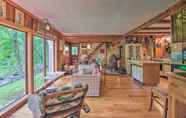 Others 7 'the Mill River Cabin w/ Fireplace & River View!