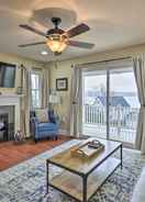 Imej utama Canandaigua Lake House w/ Lake View & Fire Pit!