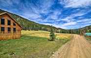 Others 6 Cozy Cabin Escape w/ Mtn Views Near the Red River!