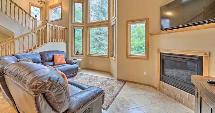 Others Townhome w/ Mtn Views: 1 Block to Downtown Ouray!