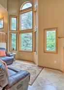 Imej utama Townhome w/ Mtn Views: 1 Block to Downtown Ouray!