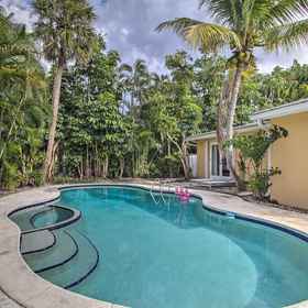สระว่ายน้ำ1Fort Lauderdale Home w/ Pool < 3 Mi to Beach!,Fort Lauderdale別墅