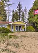 Imej utama Cozy Baileys Harbor Cottage on Lake Michigan!