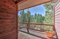 Others Woodsy Escape w/ Views, 5 Mi to Ruidoso Downs