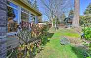 Others 2 Edmonds Vacation Rental: 3 Miles to Beaches!