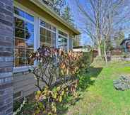 Lain-lain 2 Edmonds Vacation Rental: 3 Miles to Beaches!