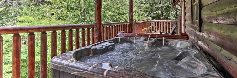 Khác Pigeon Forge Getaway w/ Covered Patio & Hot Tub!
