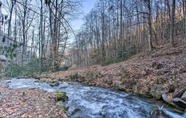 Others 5 Riverside Cabin w/ Deck by Hiking Trails & Fishing