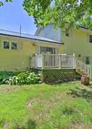 Imej utama Cute Ellsworth Home w/ Deck, 16 Mi to Acadia!